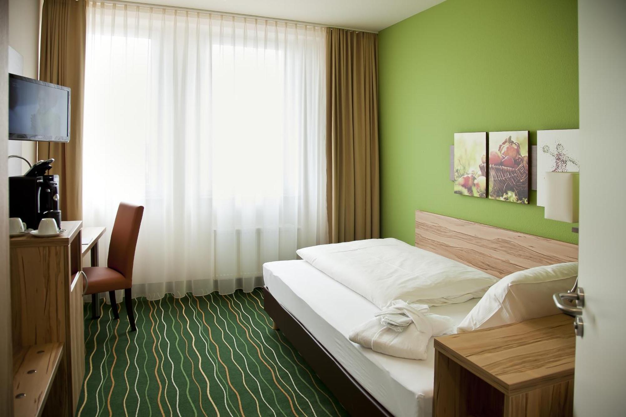 Business & Conference Sporthotel Großwallstadt Habitación foto